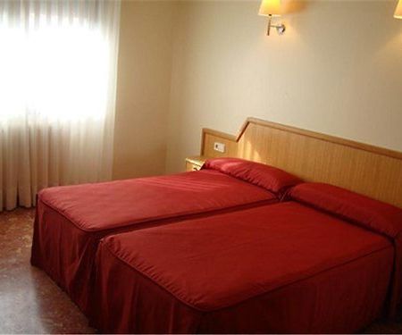 Hotel Chane La Puebla De Alfinden Eksteriør bilde
